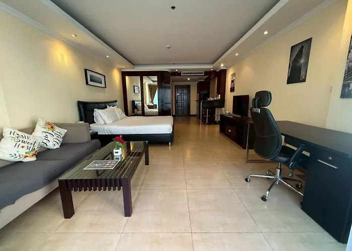 View Talay 6 Pattaya Beach Apartment By Honey